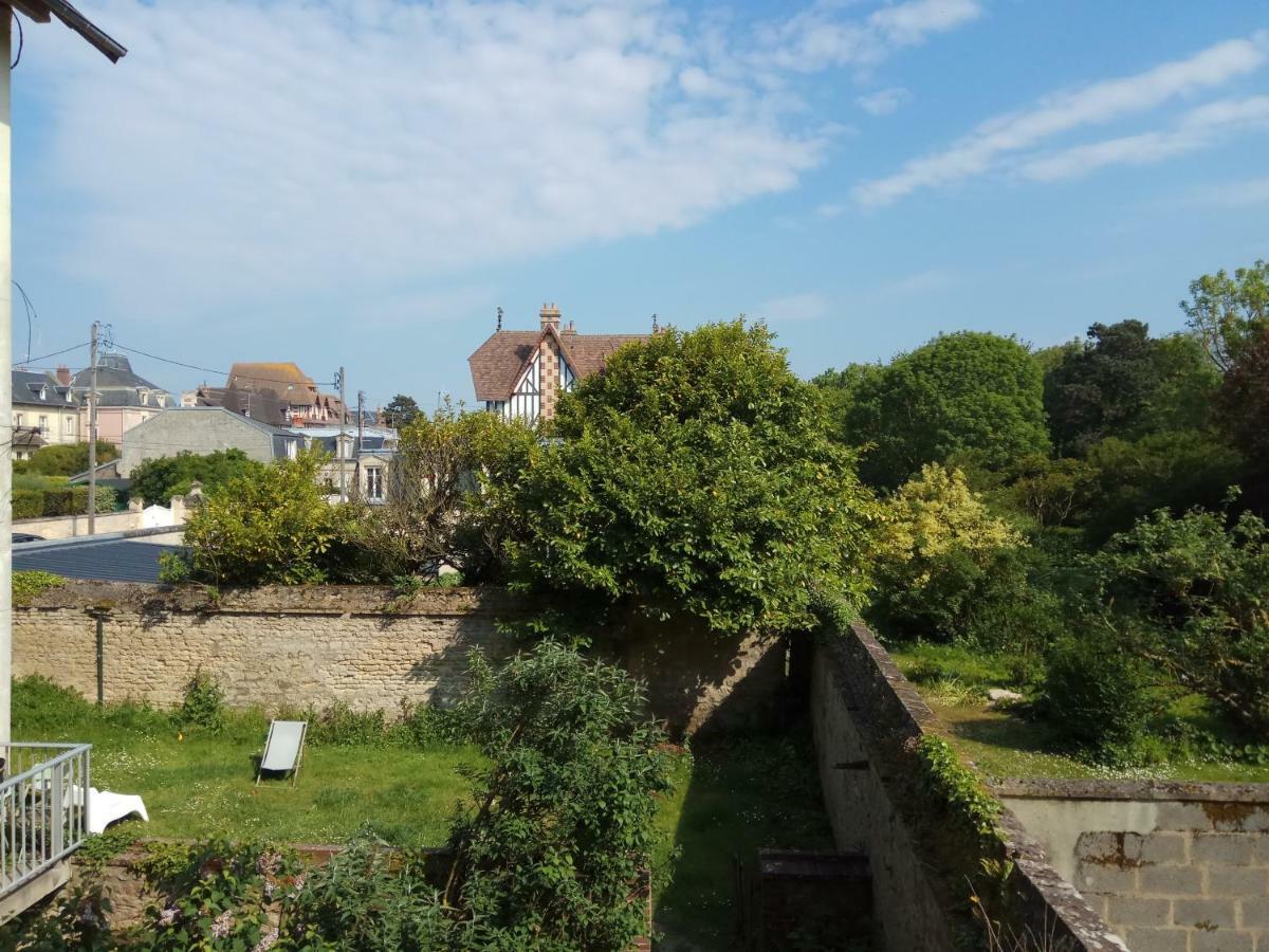 La Sapiniere Villa Hermanville-sur-Mer Luaran gambar